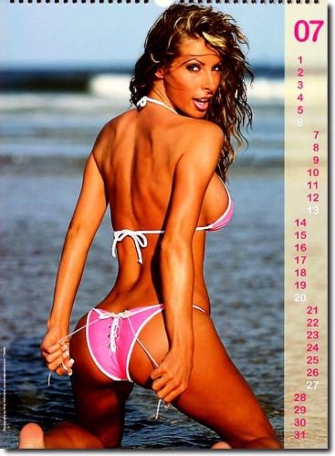 Bikini Girls - Luglio 2008