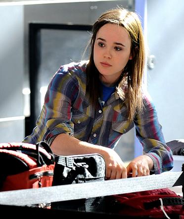 Ellen Page - Foto 8