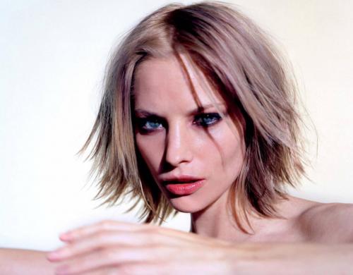Sienna Guillory - Foto 8