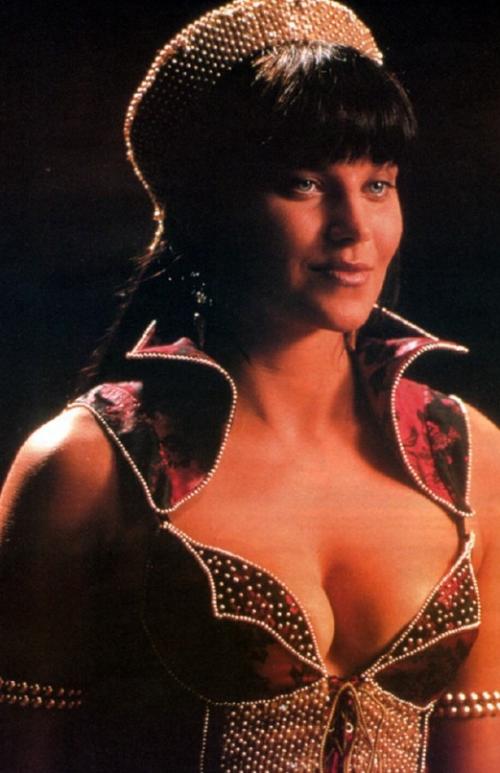 Lucy Lawless - Foto 19